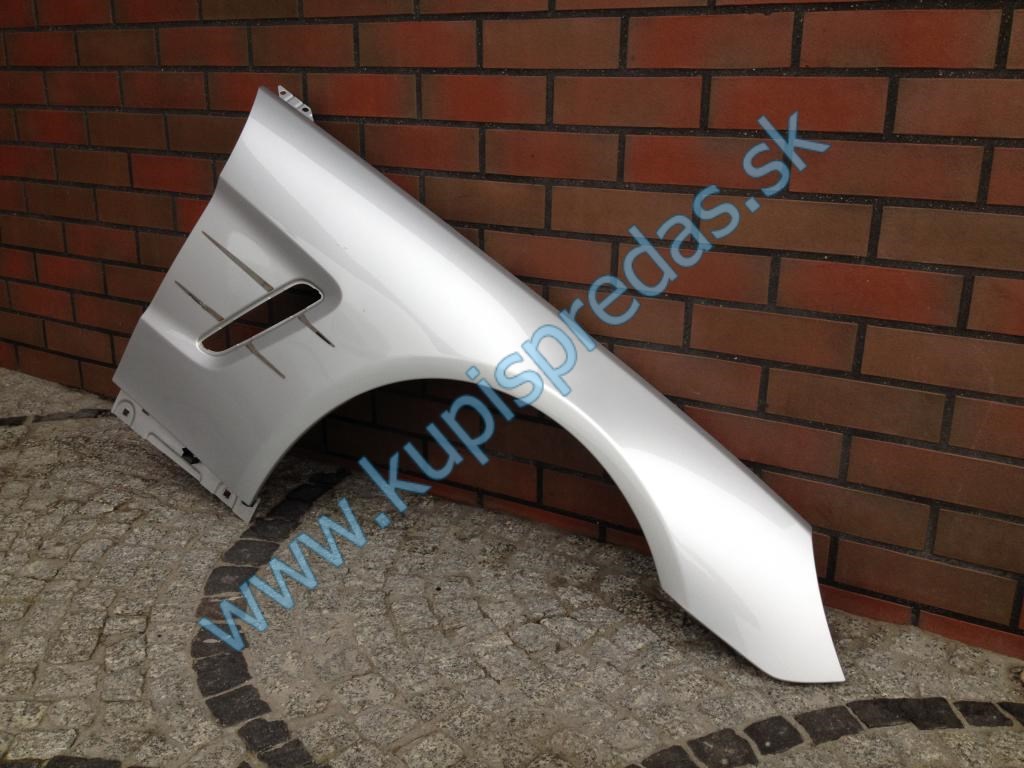 Predný pravý blatník MERCEDES SL W231